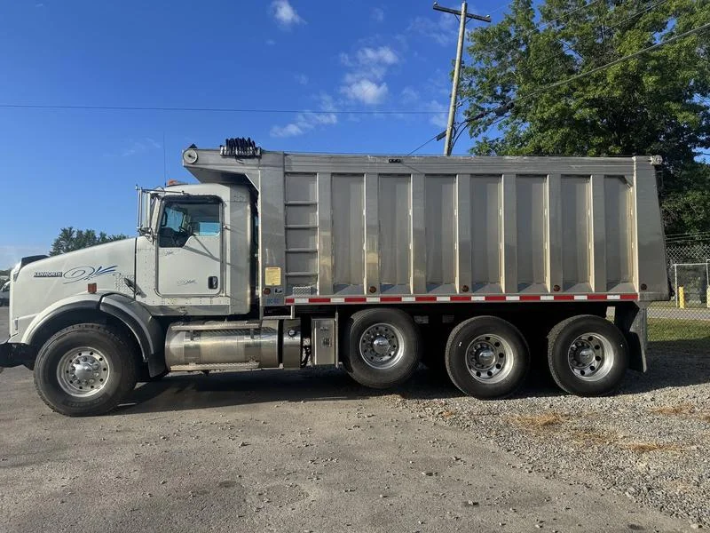 2021 Kenworth T800
