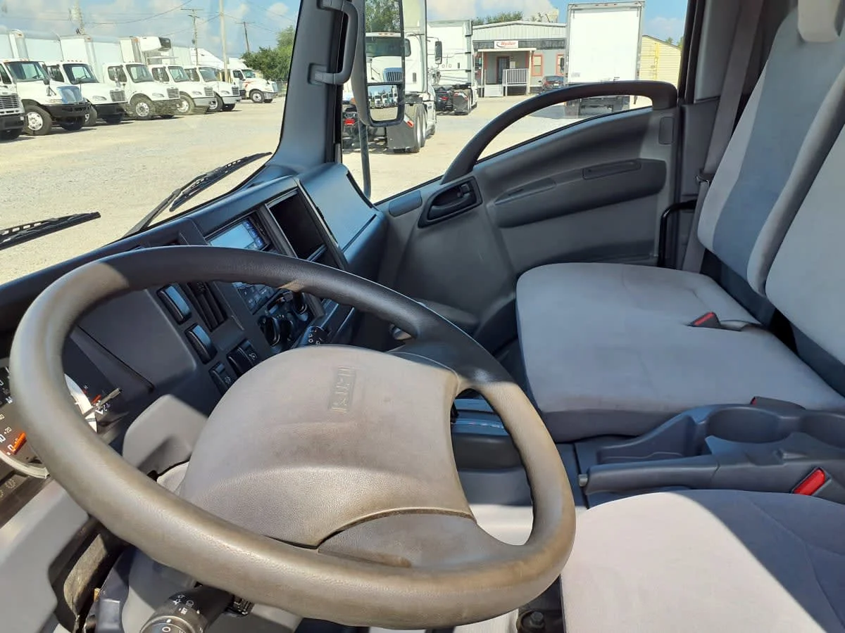 2018 Isuzu NQR - image 8