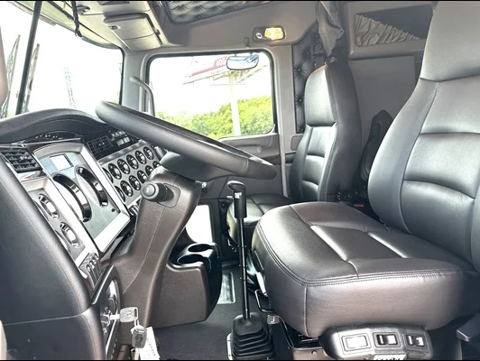 2027 Kenworth W900 in Oklahoma City, OK — photo 3