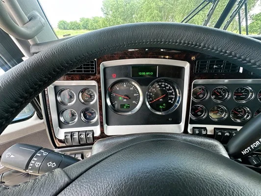 2027 Kenworth W900 in Oklahoma City, OK — photo 19