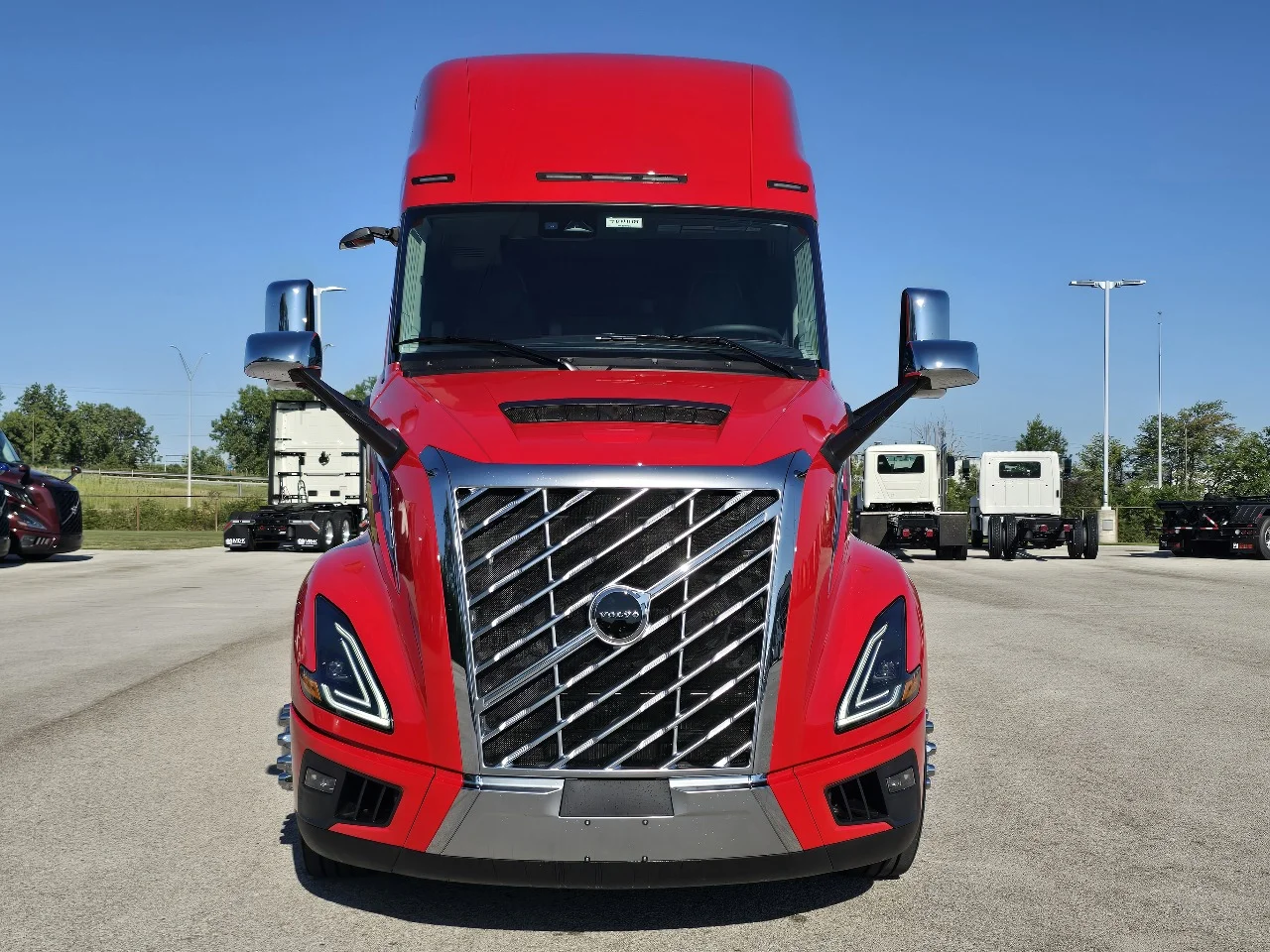 2027 Volvo VNL 860 in Toledo, OH — photo 2
