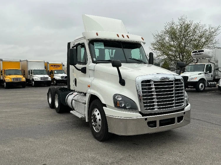 2019 Freightliner Cascadia in La Porte, IN