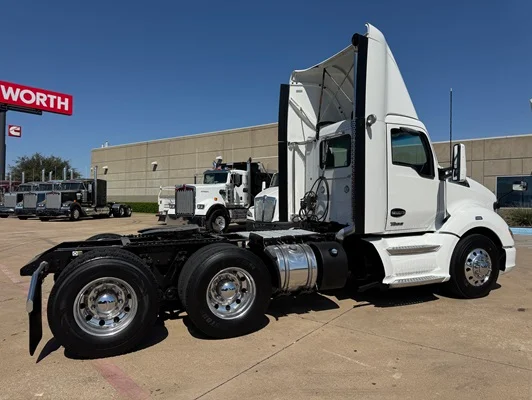 2022 Kenworth T680 in Dallas, TX — photo 10