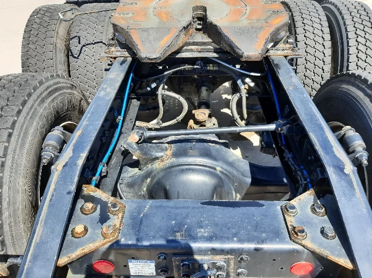 2023 Freightliner Cascadia - image 6