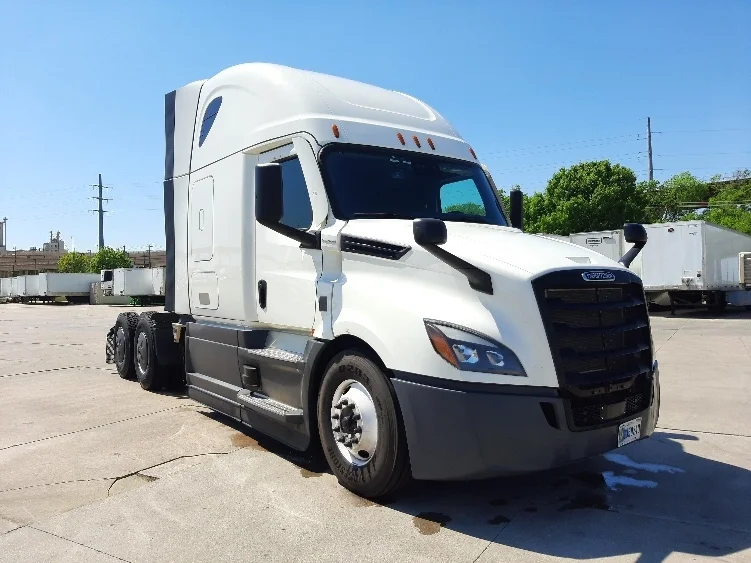 2023 Freightliner Cascadia in Fort Worth, TX