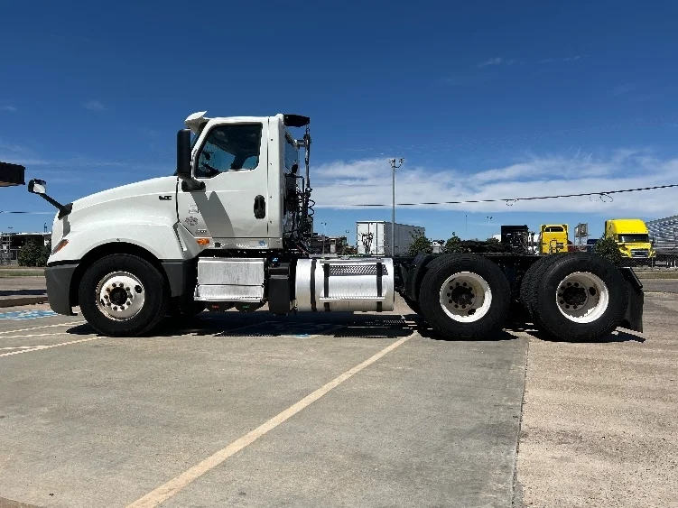 2020 International LT in Oklahoma City, OK — photo 4
