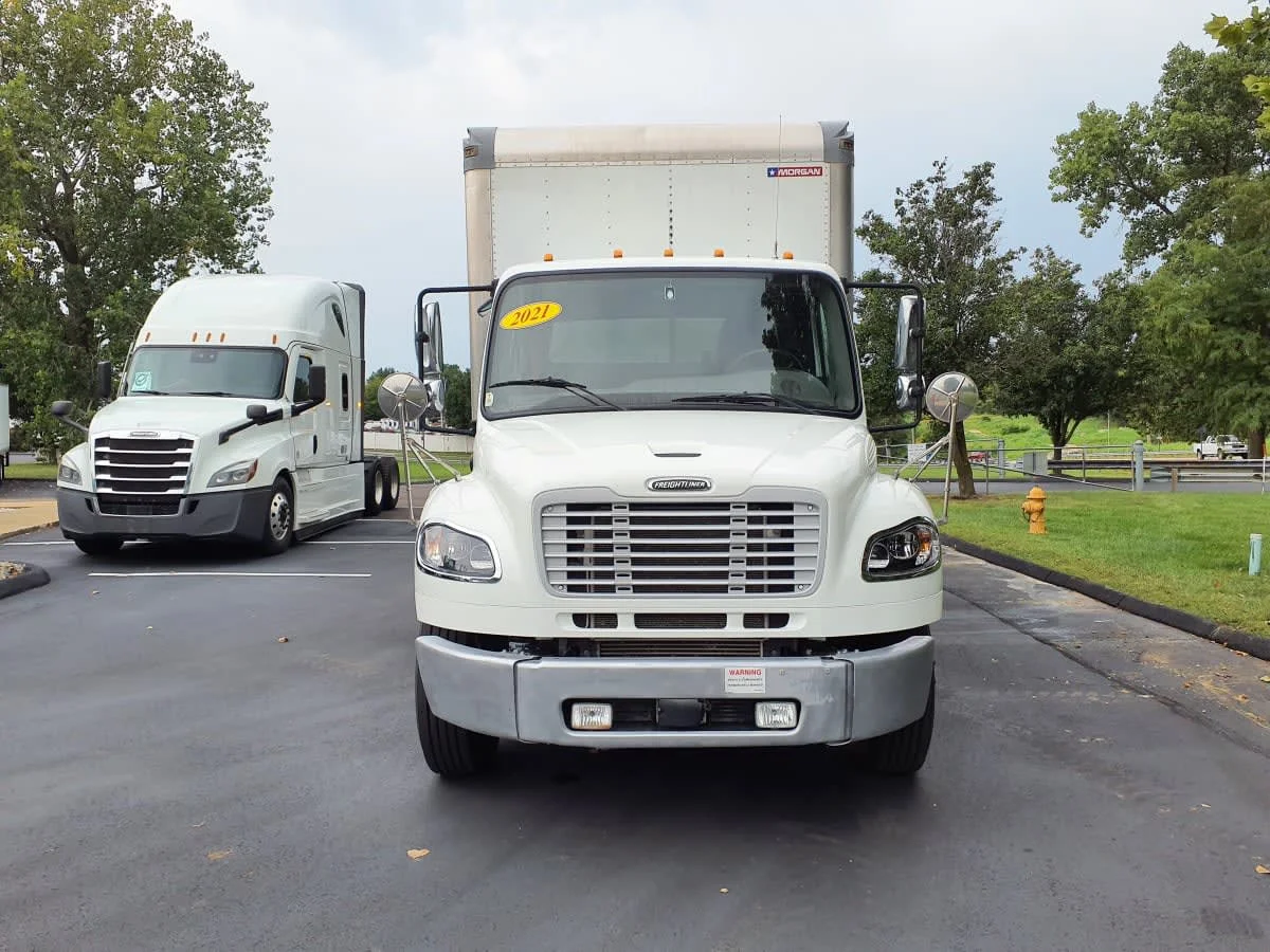2021 Freightliner M2 106 in O'fallon, MO — photo 2