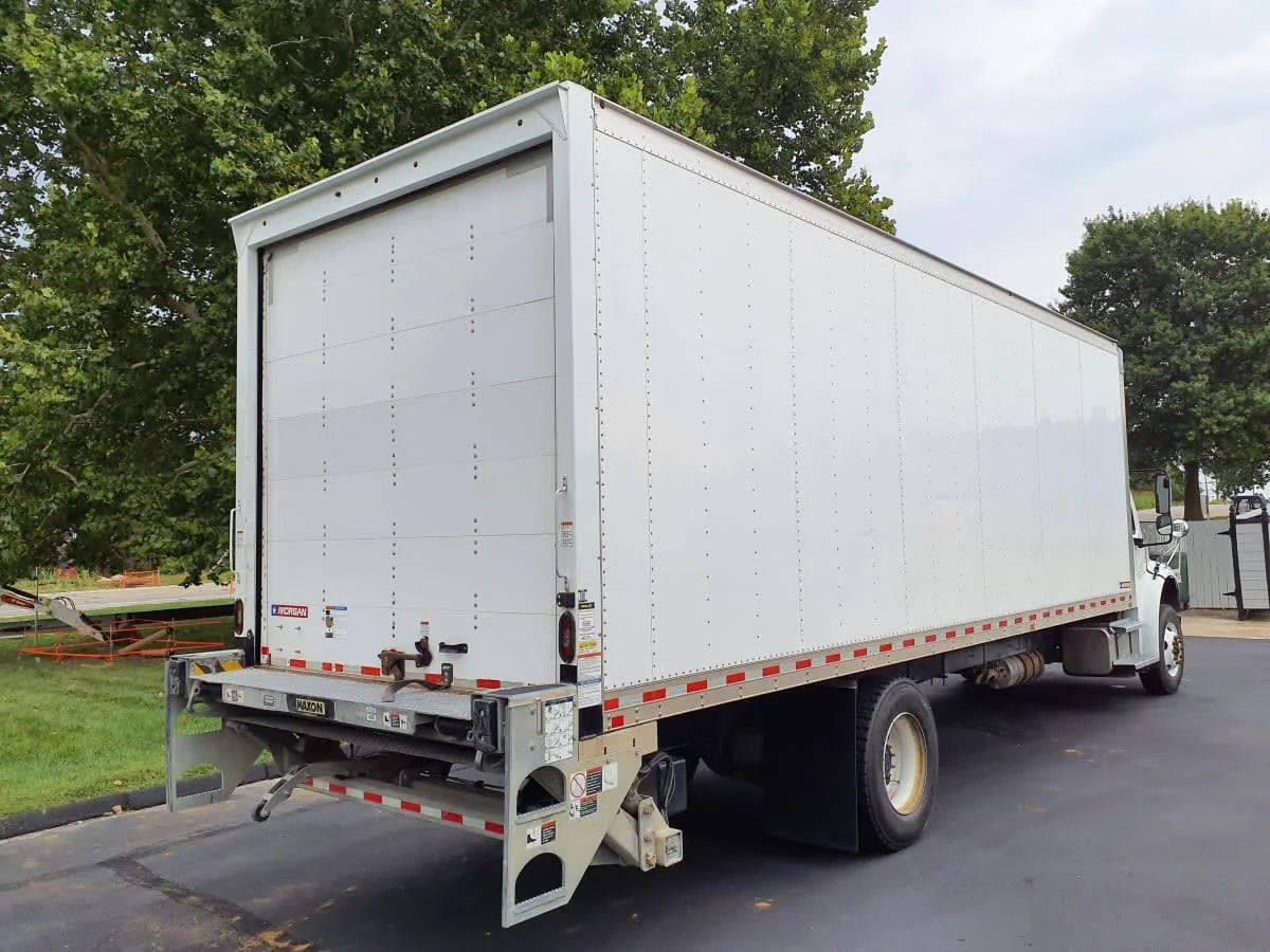 2021 Freightliner M2 106 in O'fallon, MO — photo 4