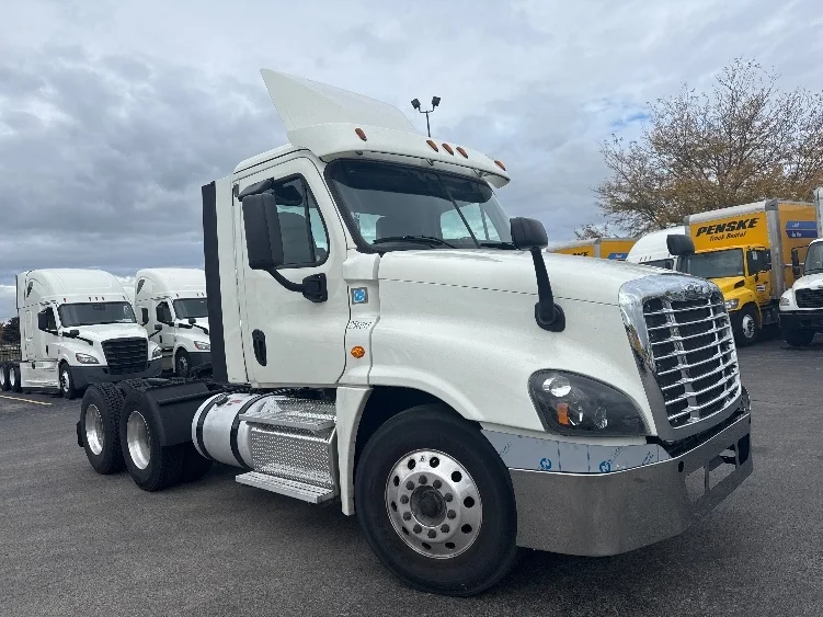 2019 Freightliner Cascadia in La Porte, IN