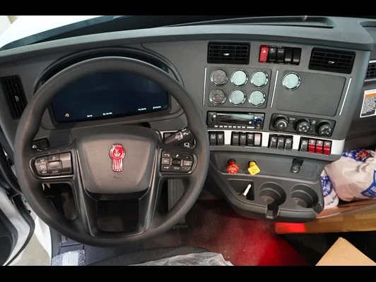 2027 Kenworth T880 in Wichita Falls, TX — photo 2