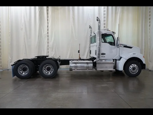 2027 Kenworth T880 in Wichita Falls, TX — photo 6