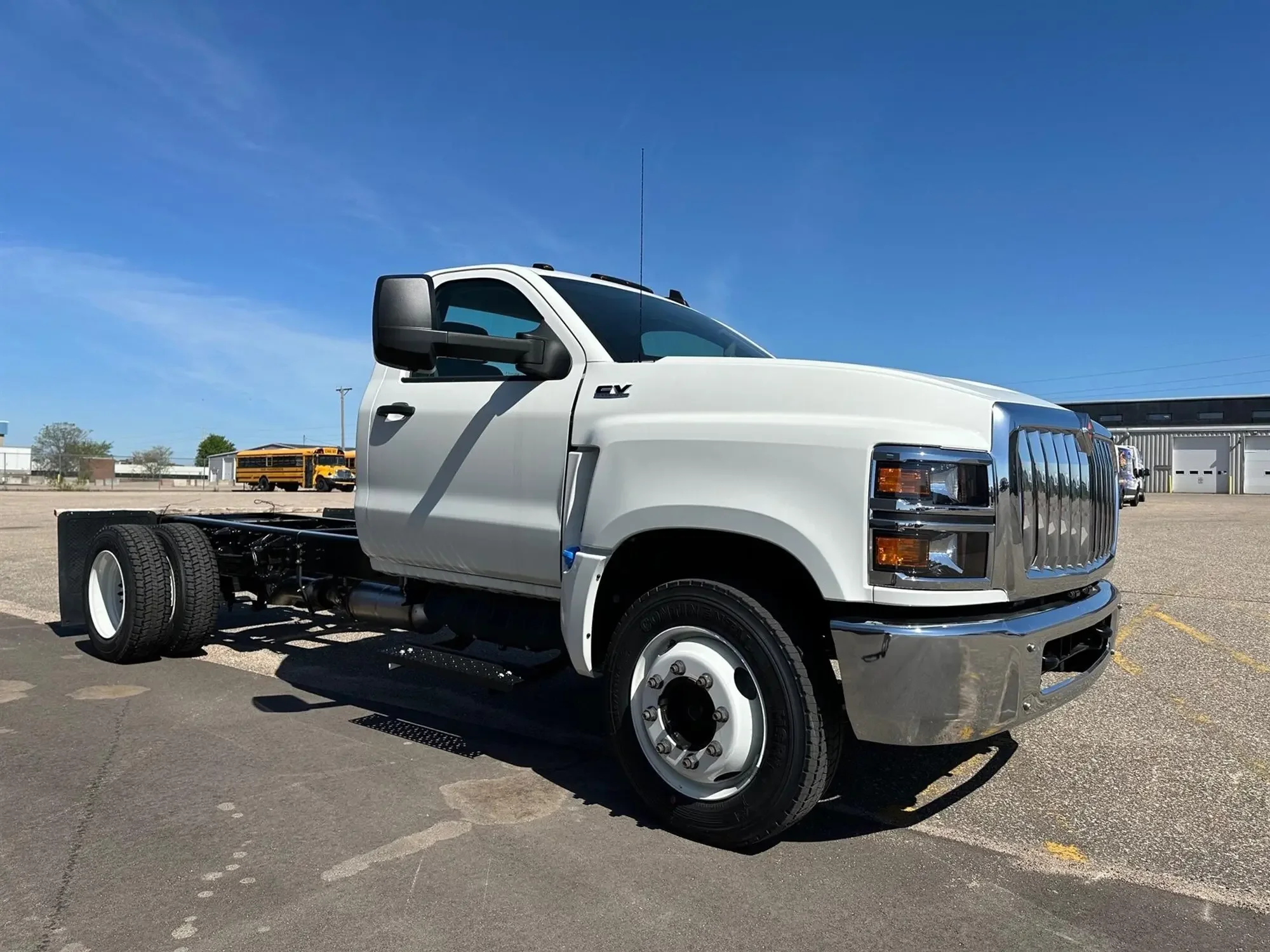 2023 International CV - image 2