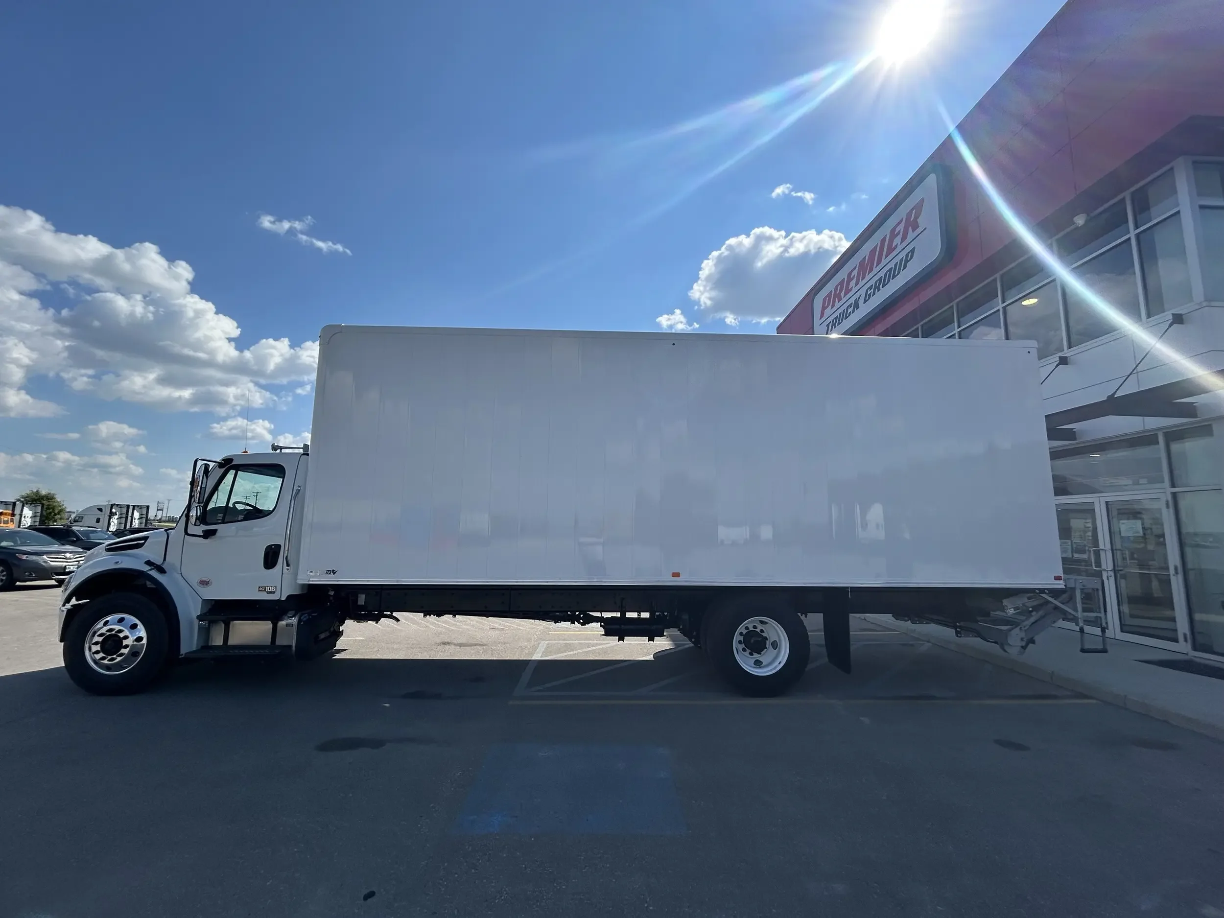 2026 Freightliner M2 106 — photo 7