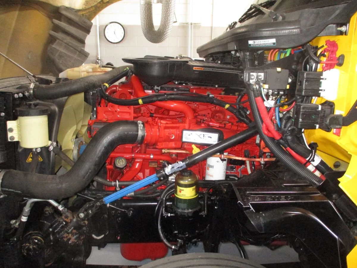 2020 International LT in Commerce City, CO — photo 8