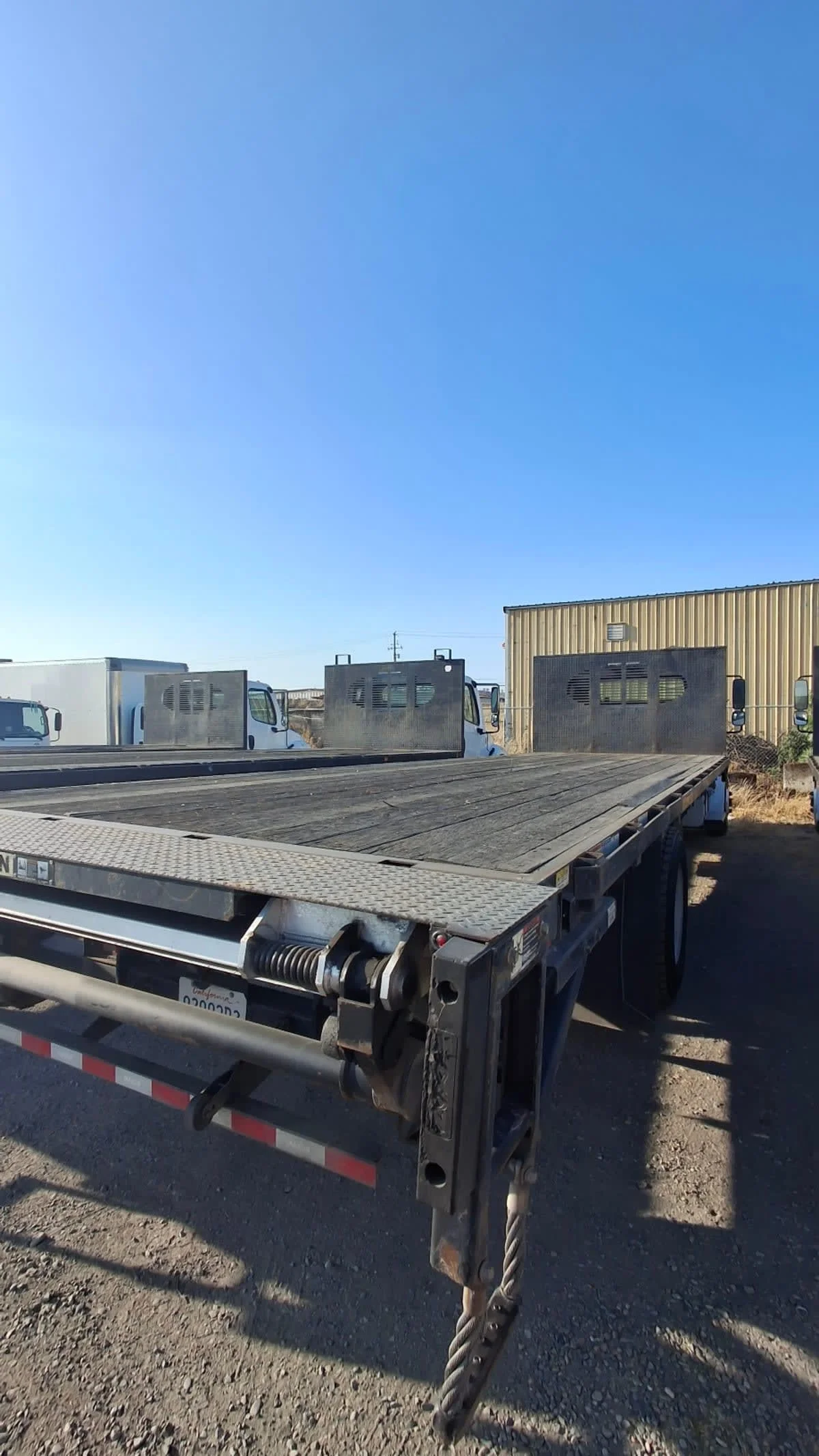 2017 Freightliner M2 106 - image 4