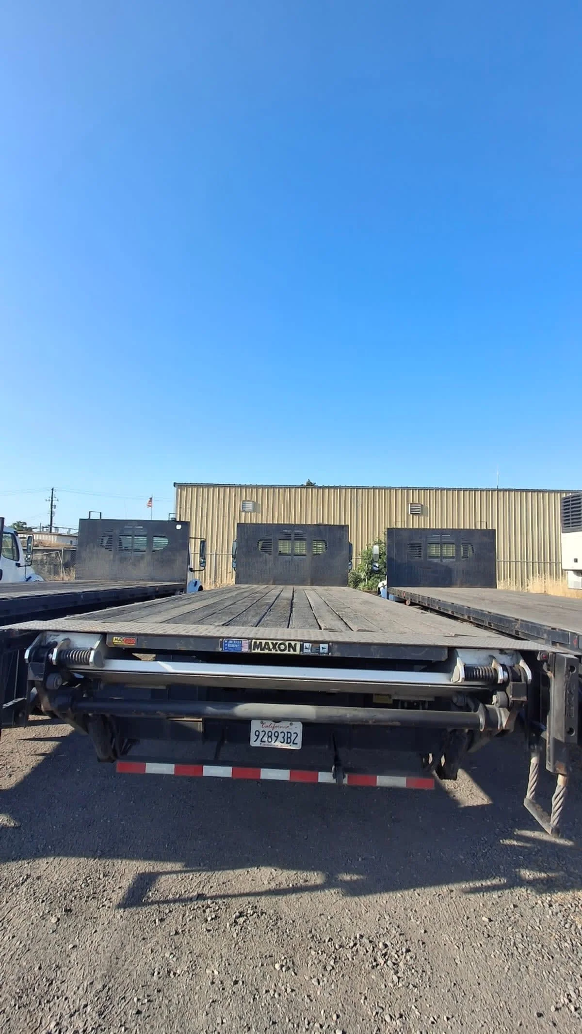 2017 Freightliner M2 106 - image 5