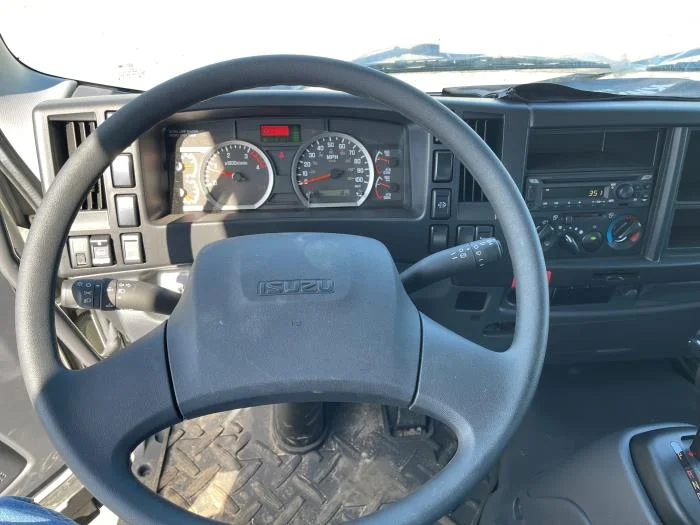 2025 Isuzu FTR - image 9