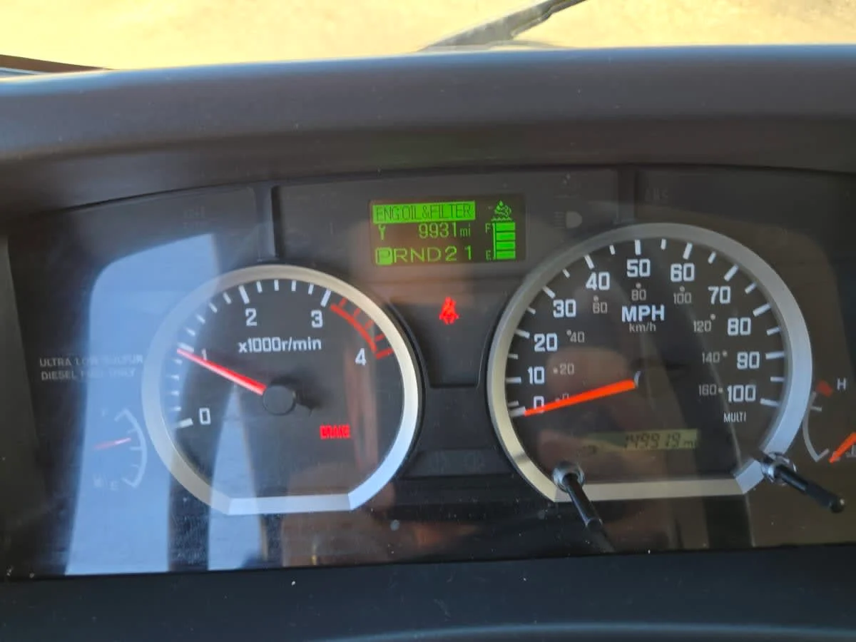 2019 Isuzu NQR - image 13