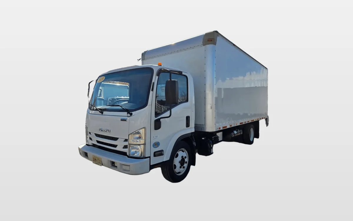 2019 Isuzu NQR - image 1