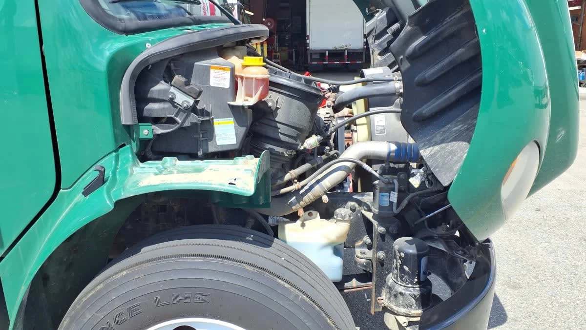 2021 Freightliner M2 106 in Salisbury, MA — photo 11