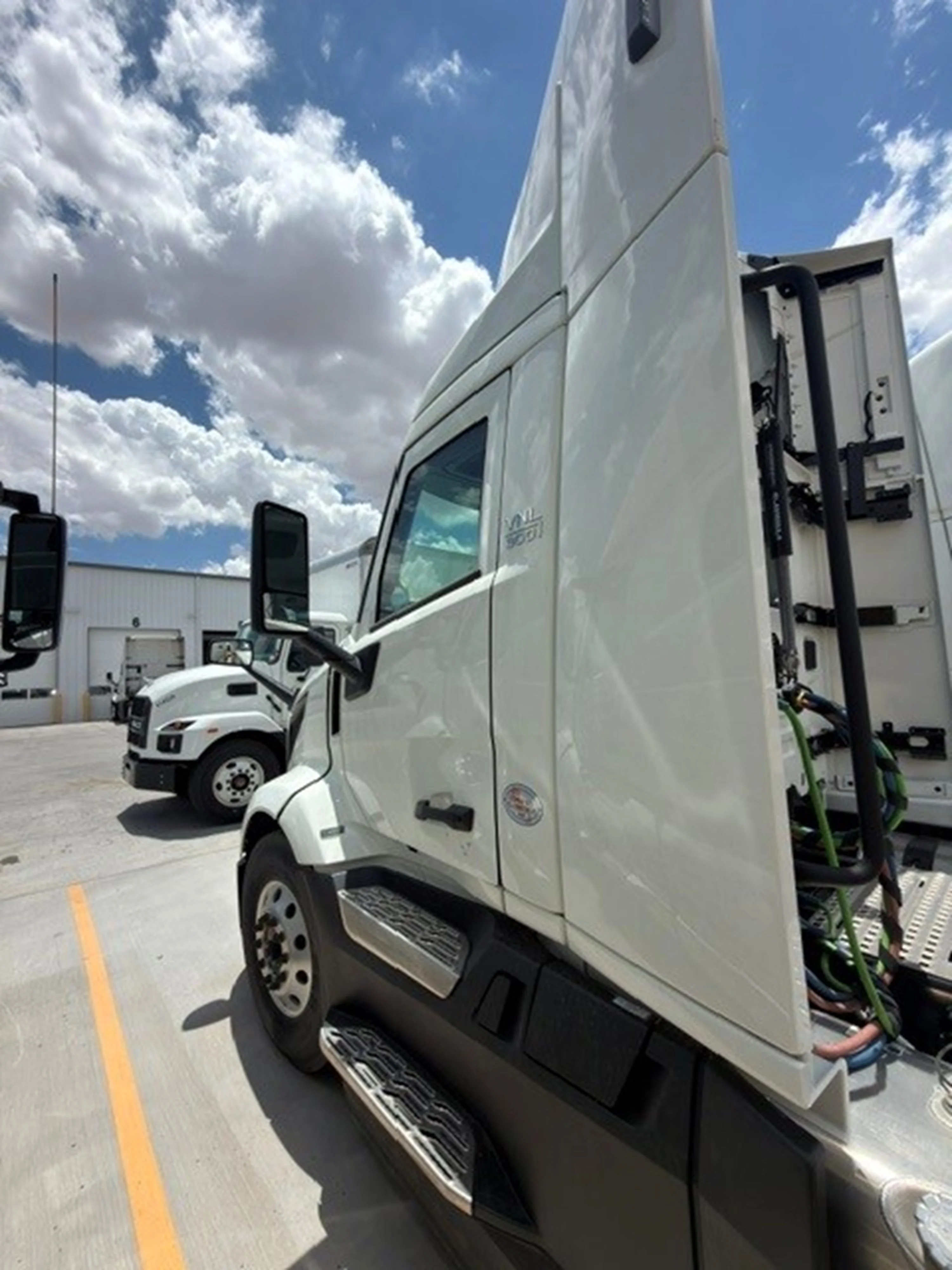 2025 Volvo in El Paso, TX — photo 15