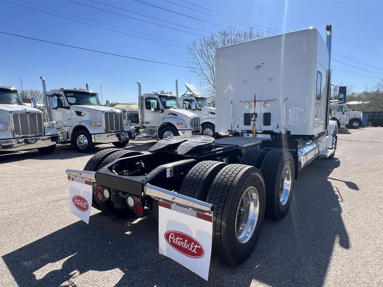 2027 Peterbilt 567 in South St. Paul, MN — photo 3