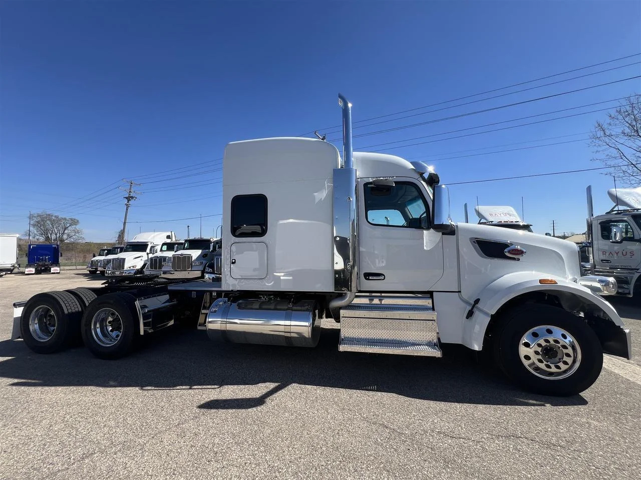 2027 Peterbilt 567 in South St. Paul, MN — photo 5