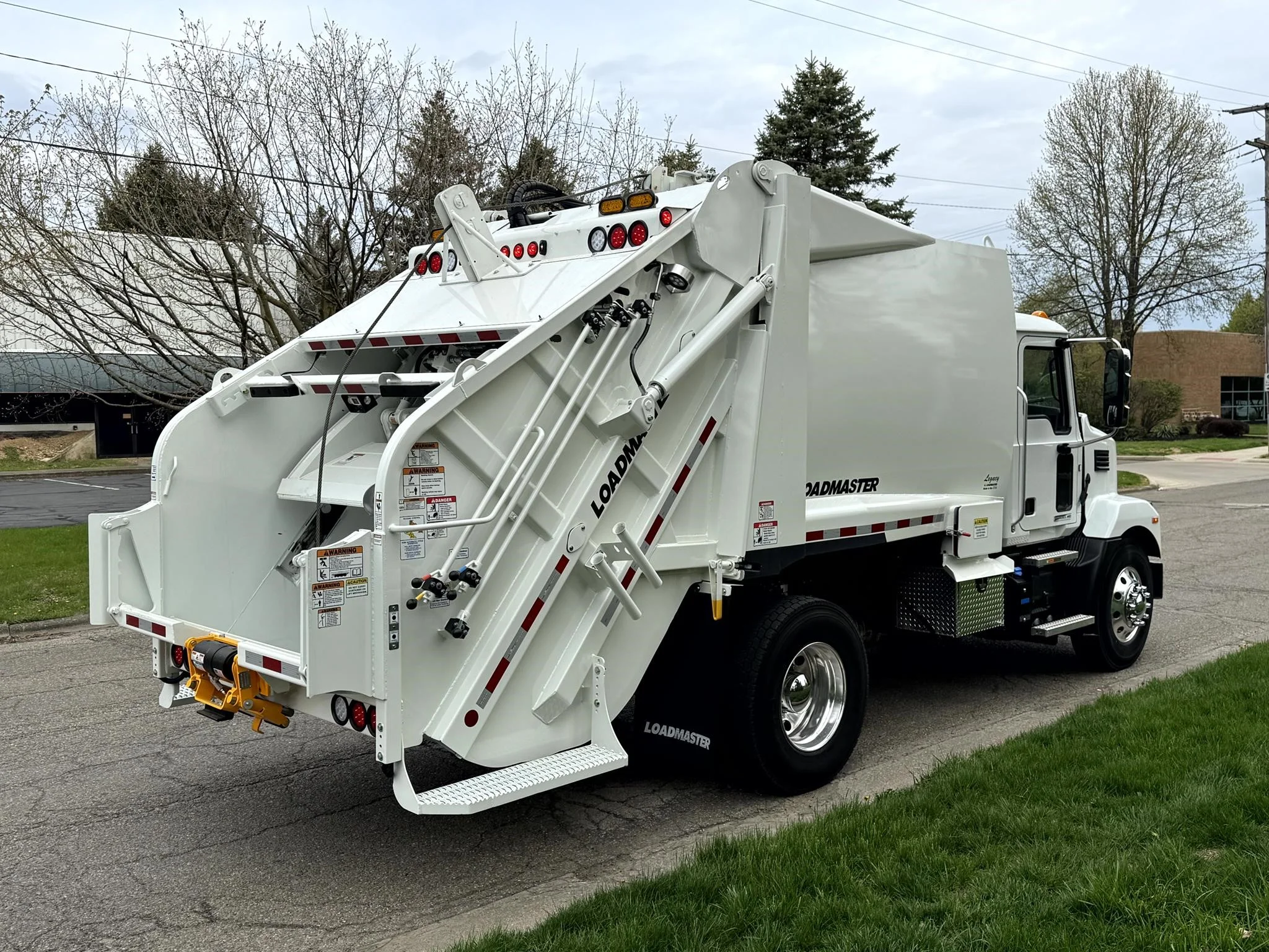 2025 Mack MD in Canton, OH — photo 3