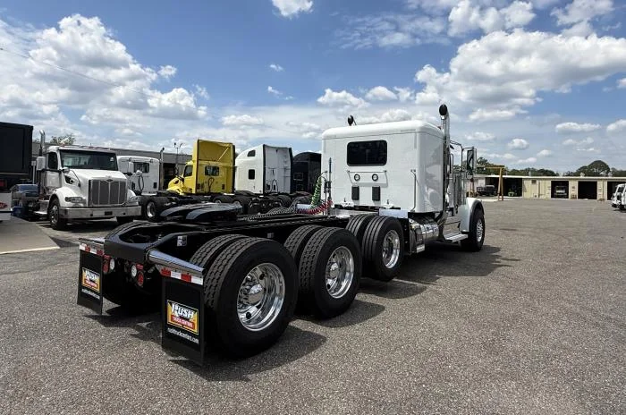 2027 Peterbilt 589 in Jacksonville, FL — photo 6
