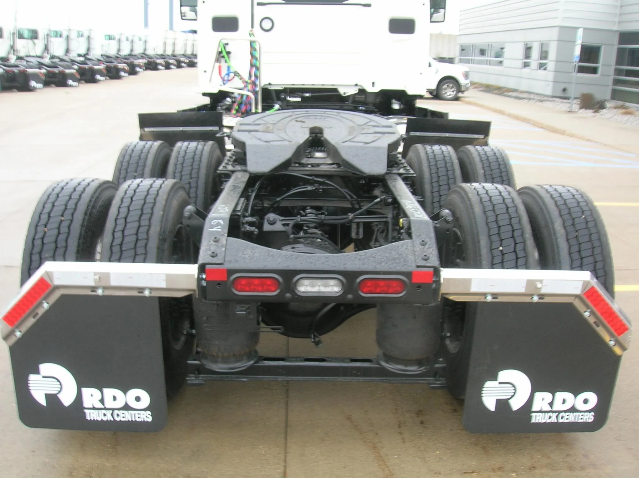 2026 Mack Pioneer — photo 6