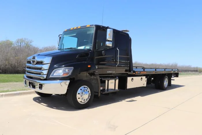 2025 Hino L6 in San Antonio, TX — photo 2