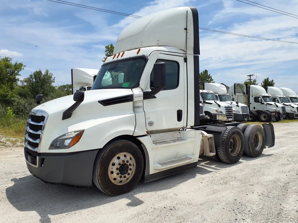 2022 Freightliner Cascadia