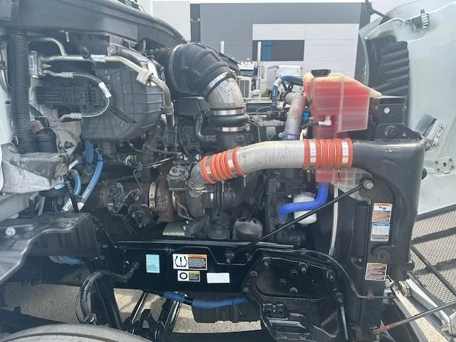 2021 Peterbilt 579 - image 15