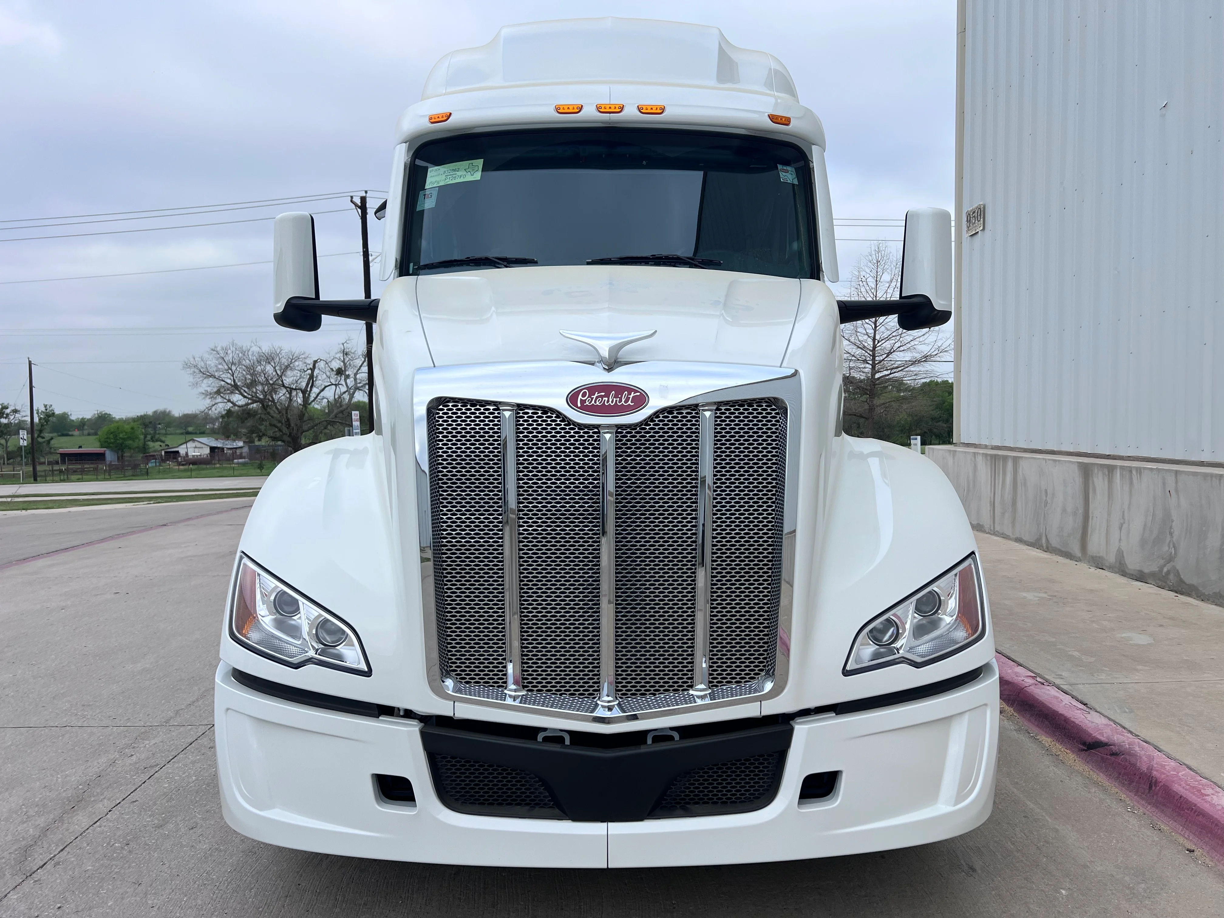 2027 Peterbilt 579 in Louisville, KY — photo 8
