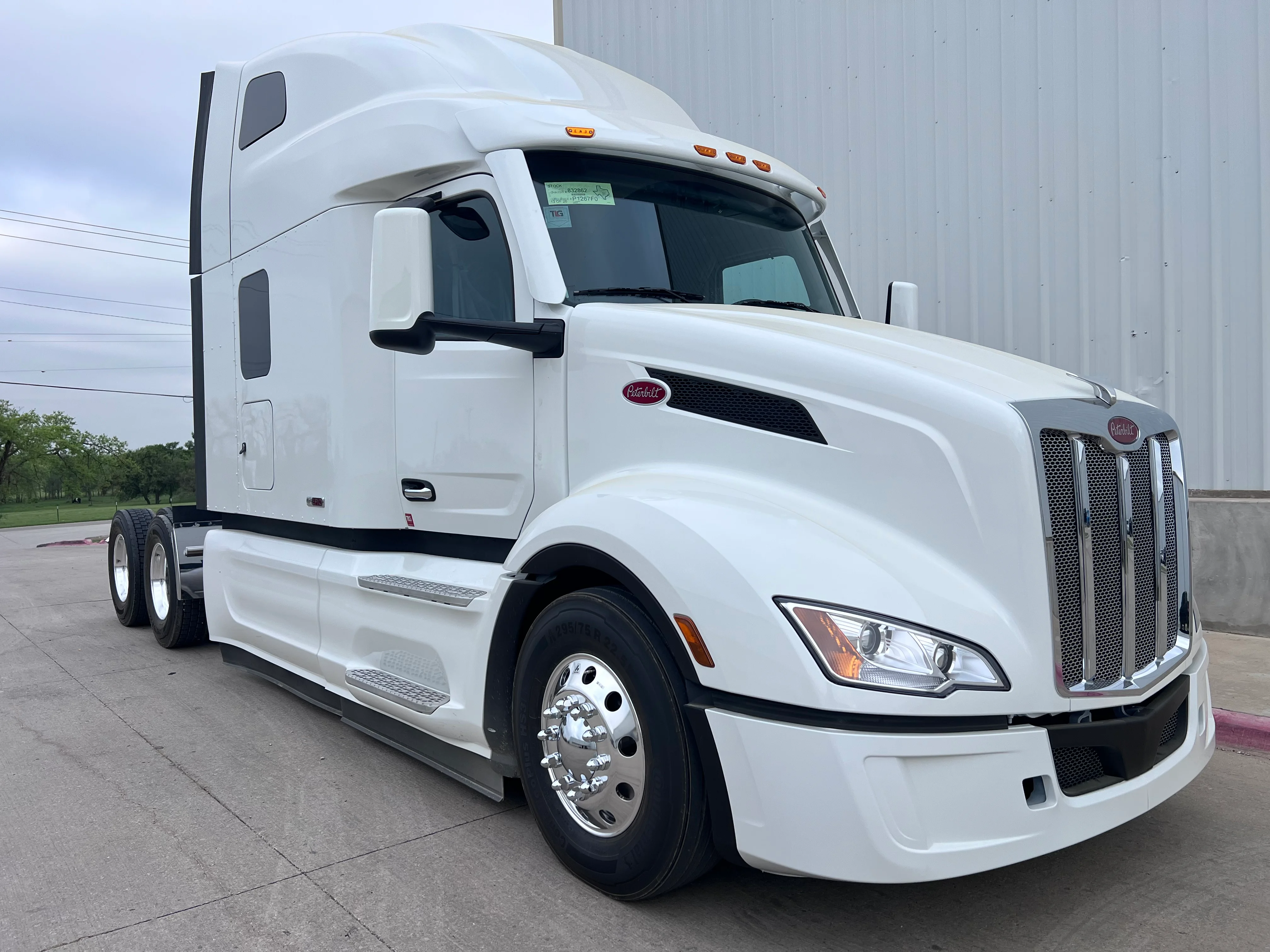 2027 Peterbilt 579 in Louisville, KY — photo 7