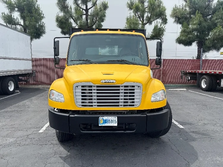 2020 Freightliner M2 106 in La Mirada, CA — photo 2