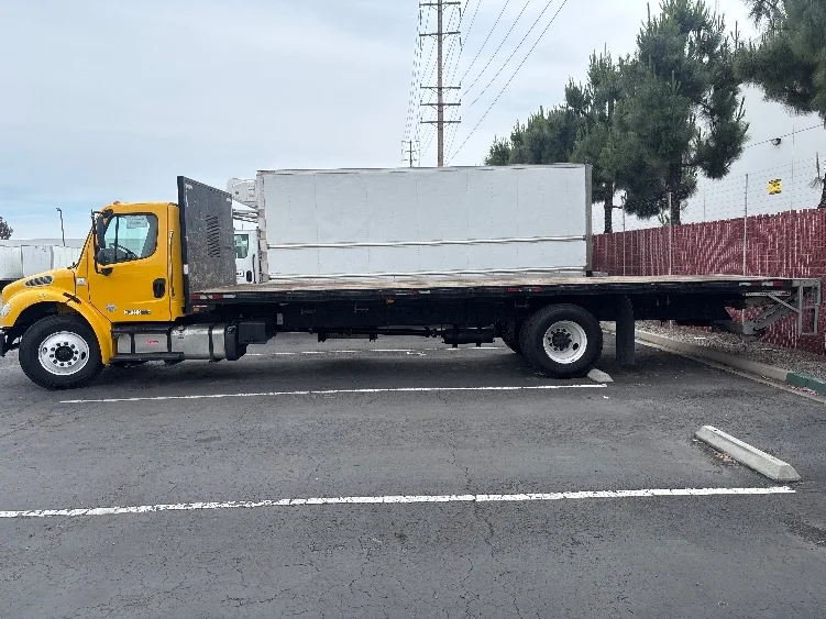 2020 Freightliner M2 106 in La Mirada, CA — photo 4