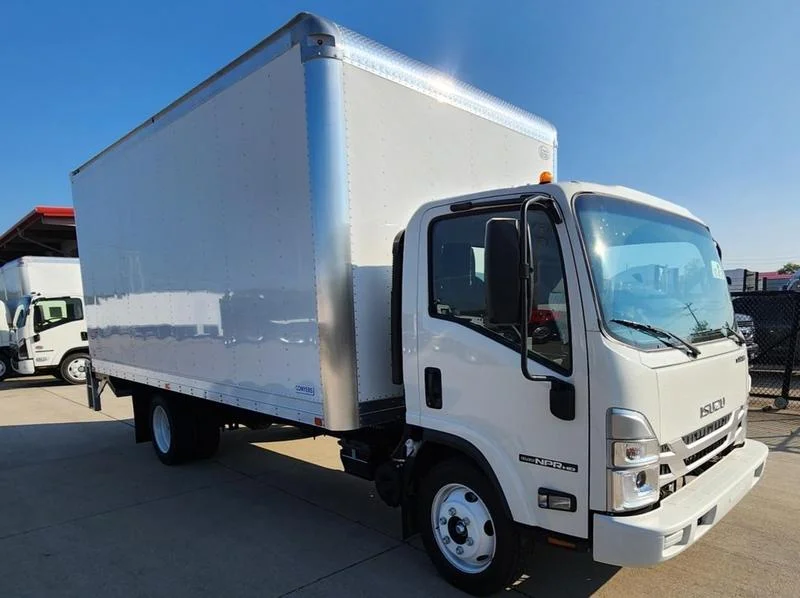 2026 Isuzu NPR - image 17