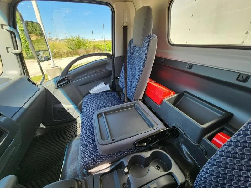 2026 Isuzu NPR in Walton, KY — photo 17
