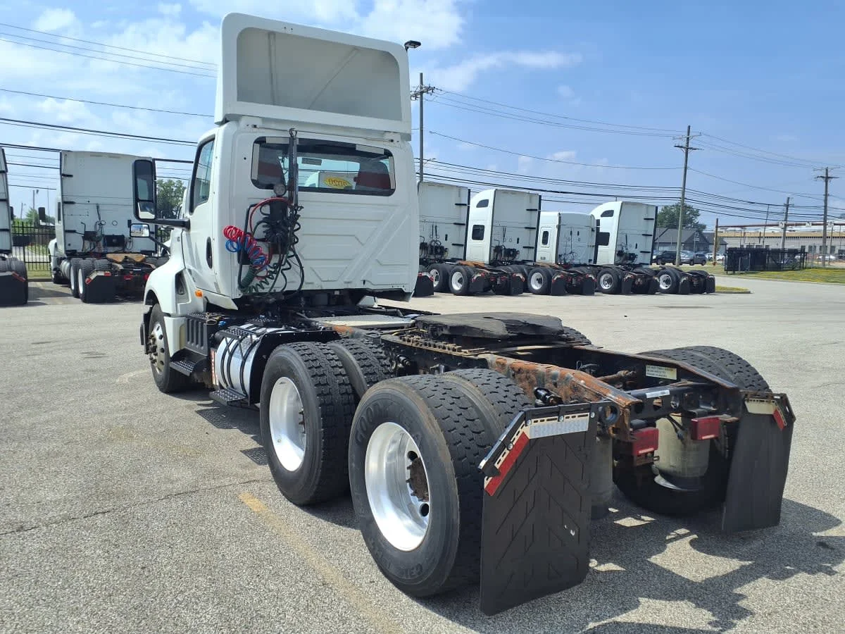 2020 International LT in Cleveland, OH — photo 6