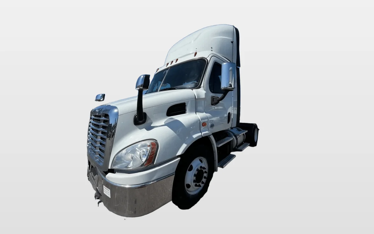 2018 Freightliner - image 1