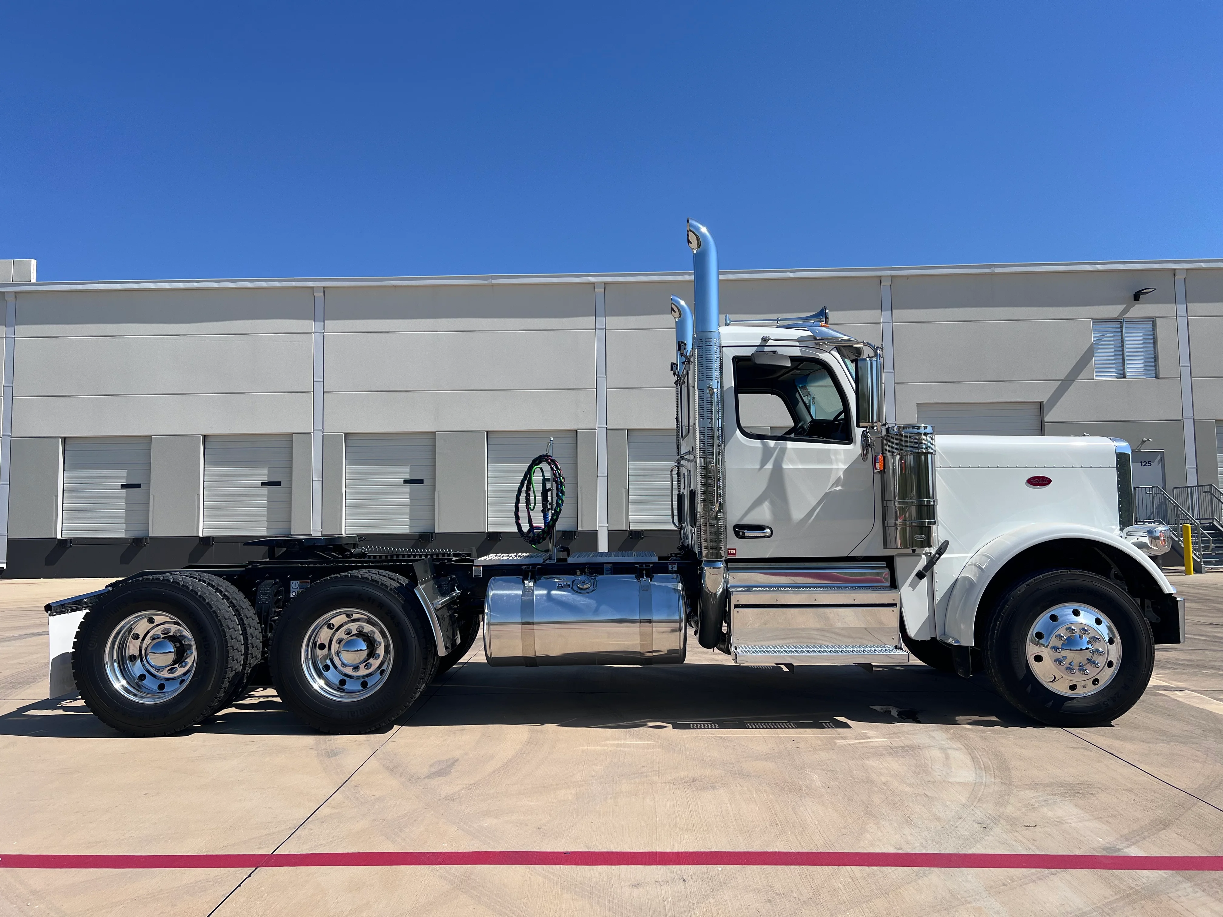 2026 Peterbilt 589 in Fort Smith, AR — photo 6