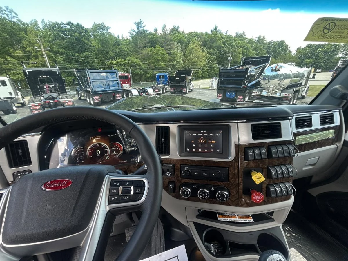 2027 in South Royalton, VT — photo 9