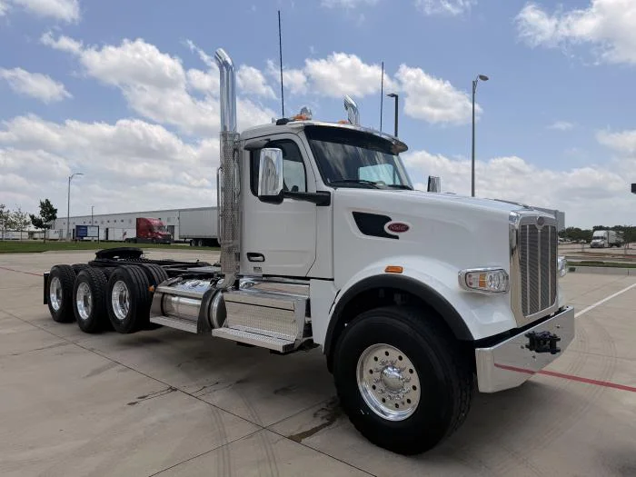 2027 Peterbilt 567 — photo 4
