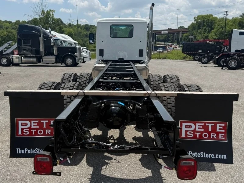 2027 Peterbilt 548 in Knoxville, TN — photo 10