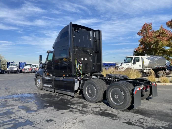 2026 International LT - image 8