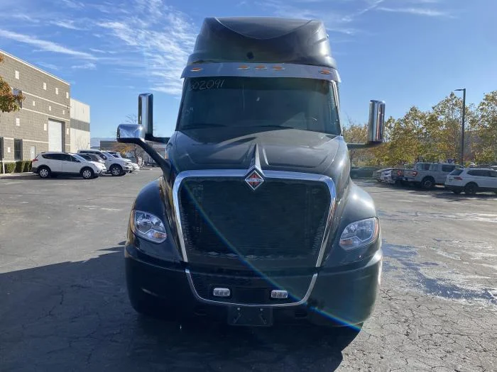 2026 International LT - image 3