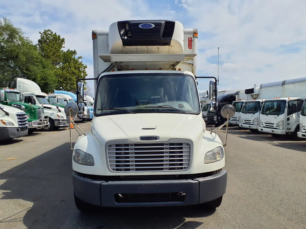 2019 Freightliner M2 106 in Springfield, MA — photo 2