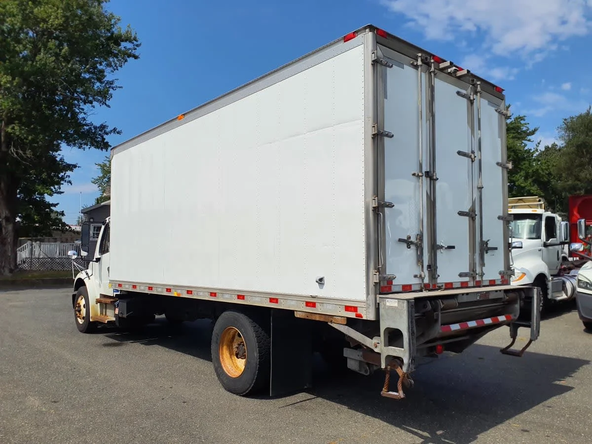 2019 Freightliner M2 106 in Springfield, MA — photo 6