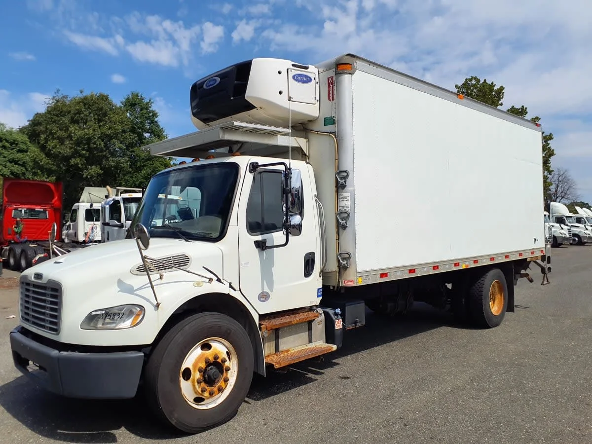 2019 Freightliner M2 106